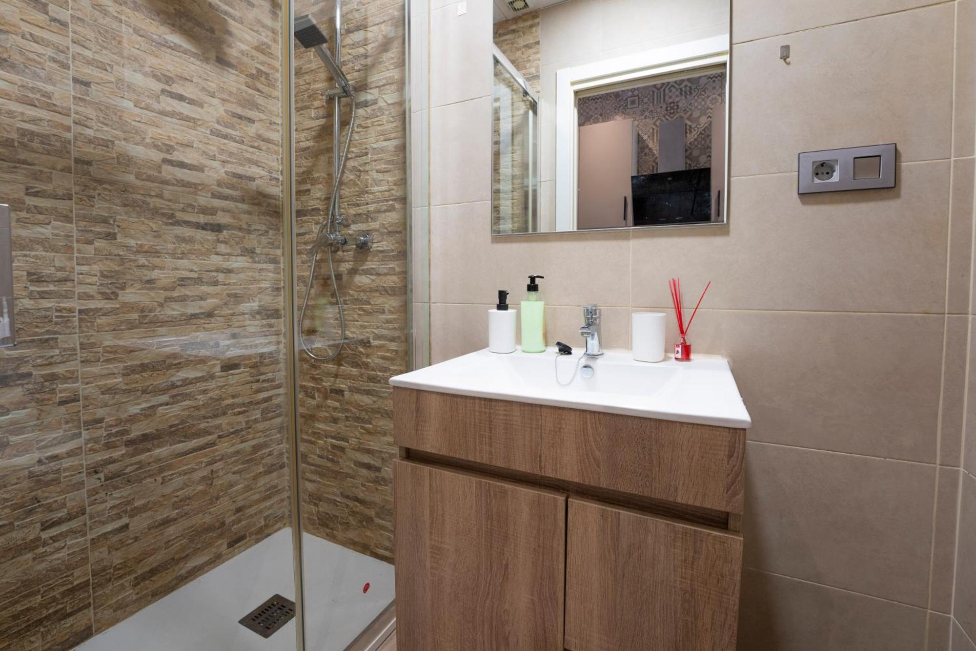 Hogar En Calle Lavapies Madrid Dış mekan fotoğraf