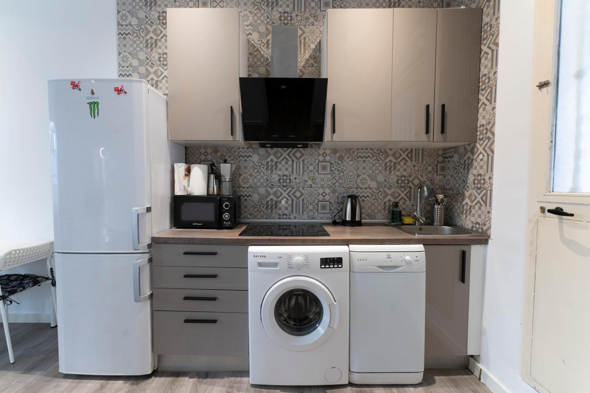 Hogar En Calle Lavapies Madrid Dış mekan fotoğraf
